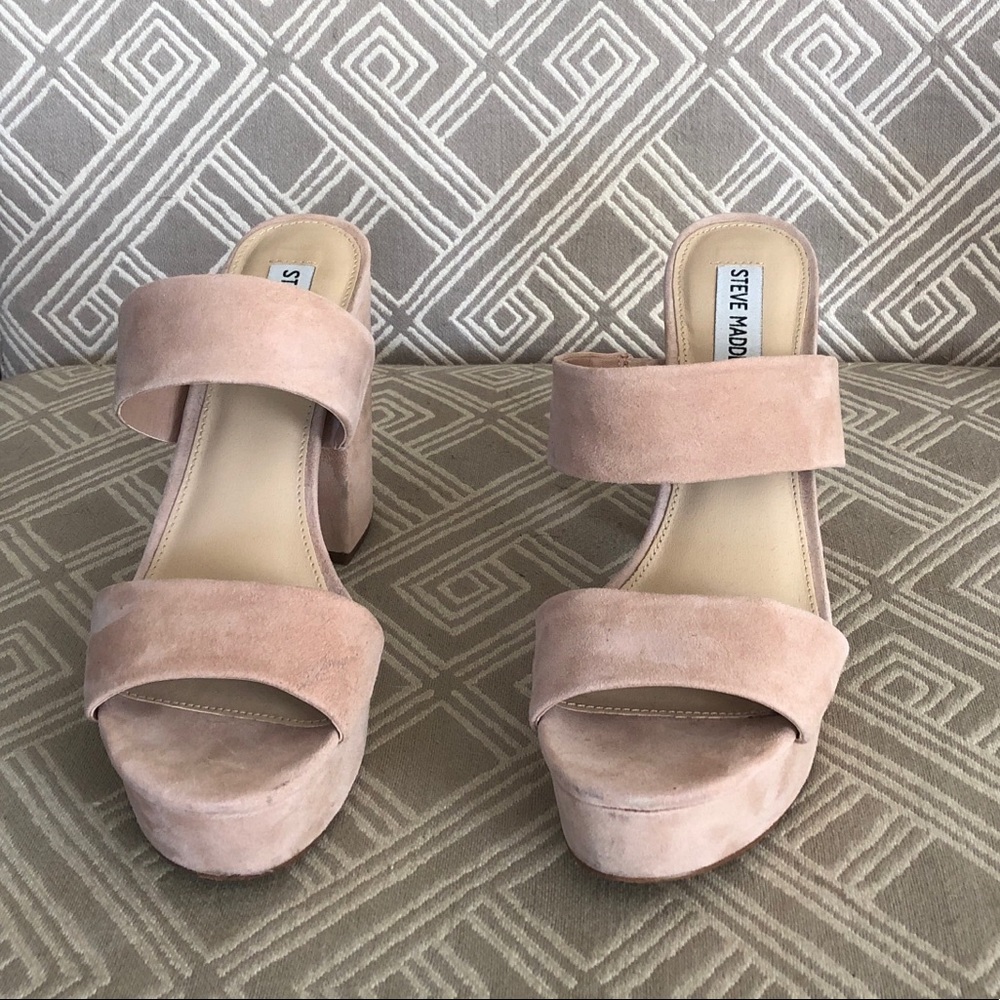 STEVE MADDEN Curve Suede Platform (Size 7.5)